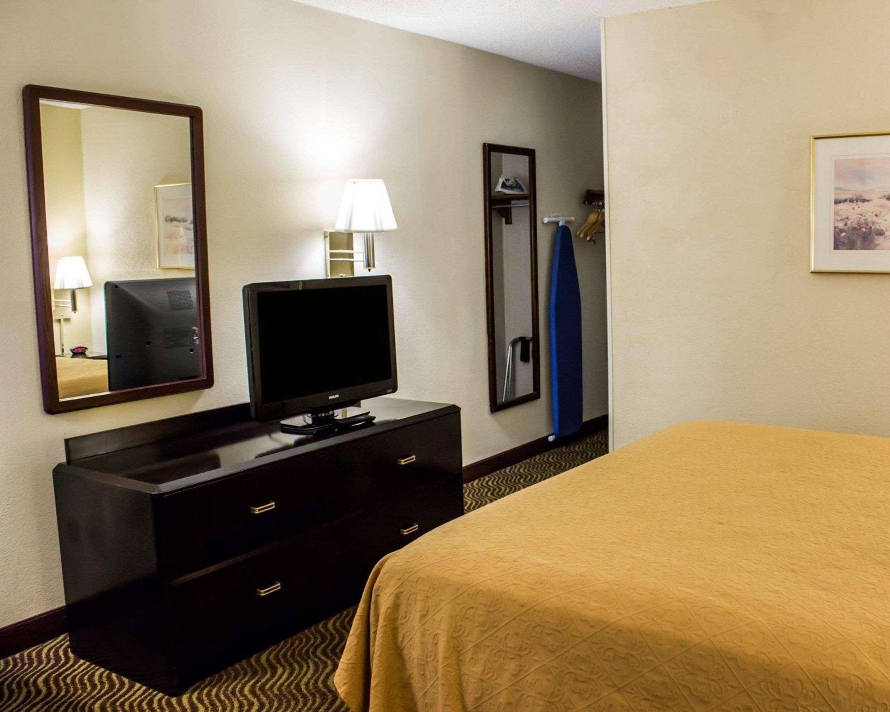Quality Inn Rocky Mount Ngoại thất bức ảnh