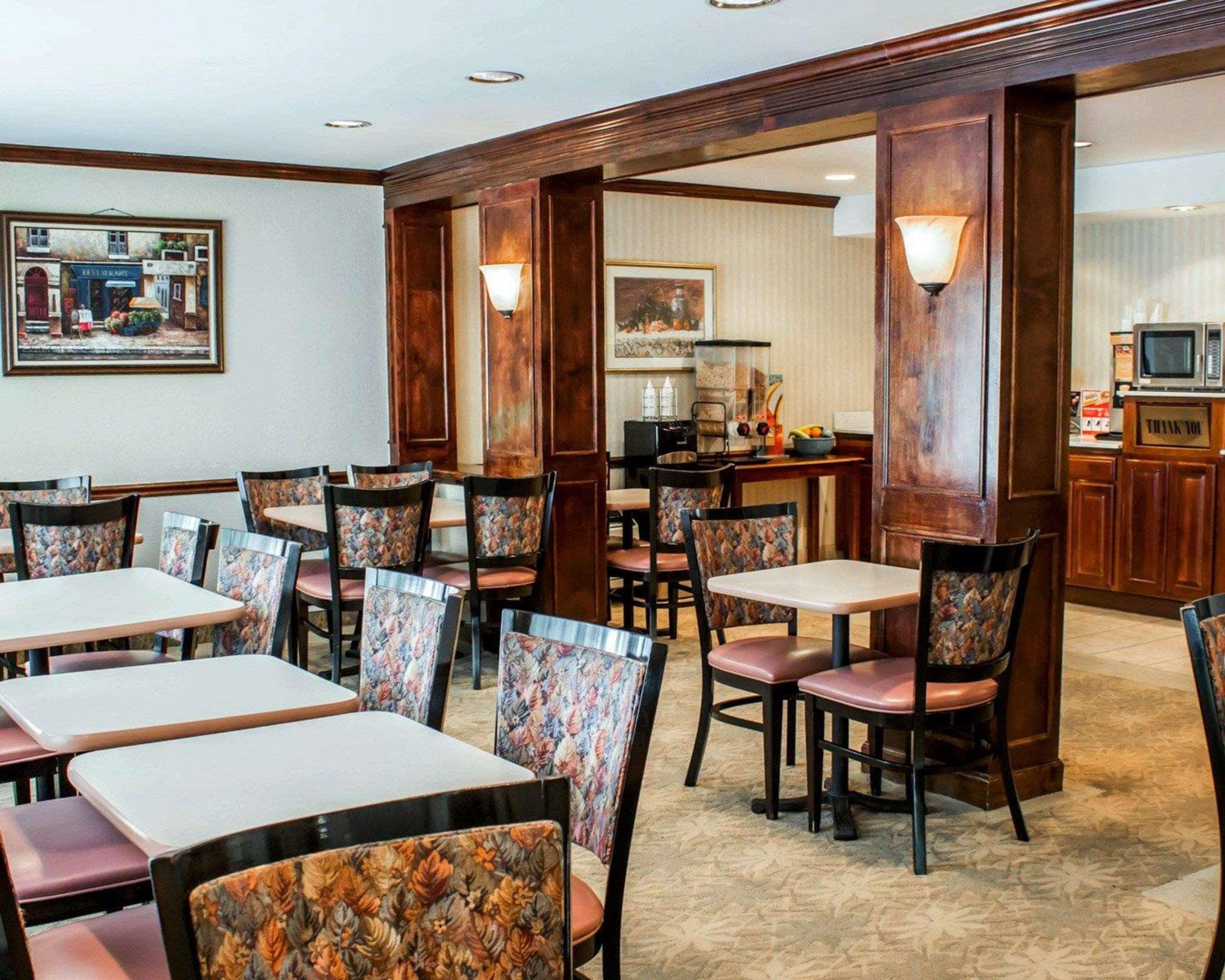 Quality Inn Rocky Mount Ngoại thất bức ảnh