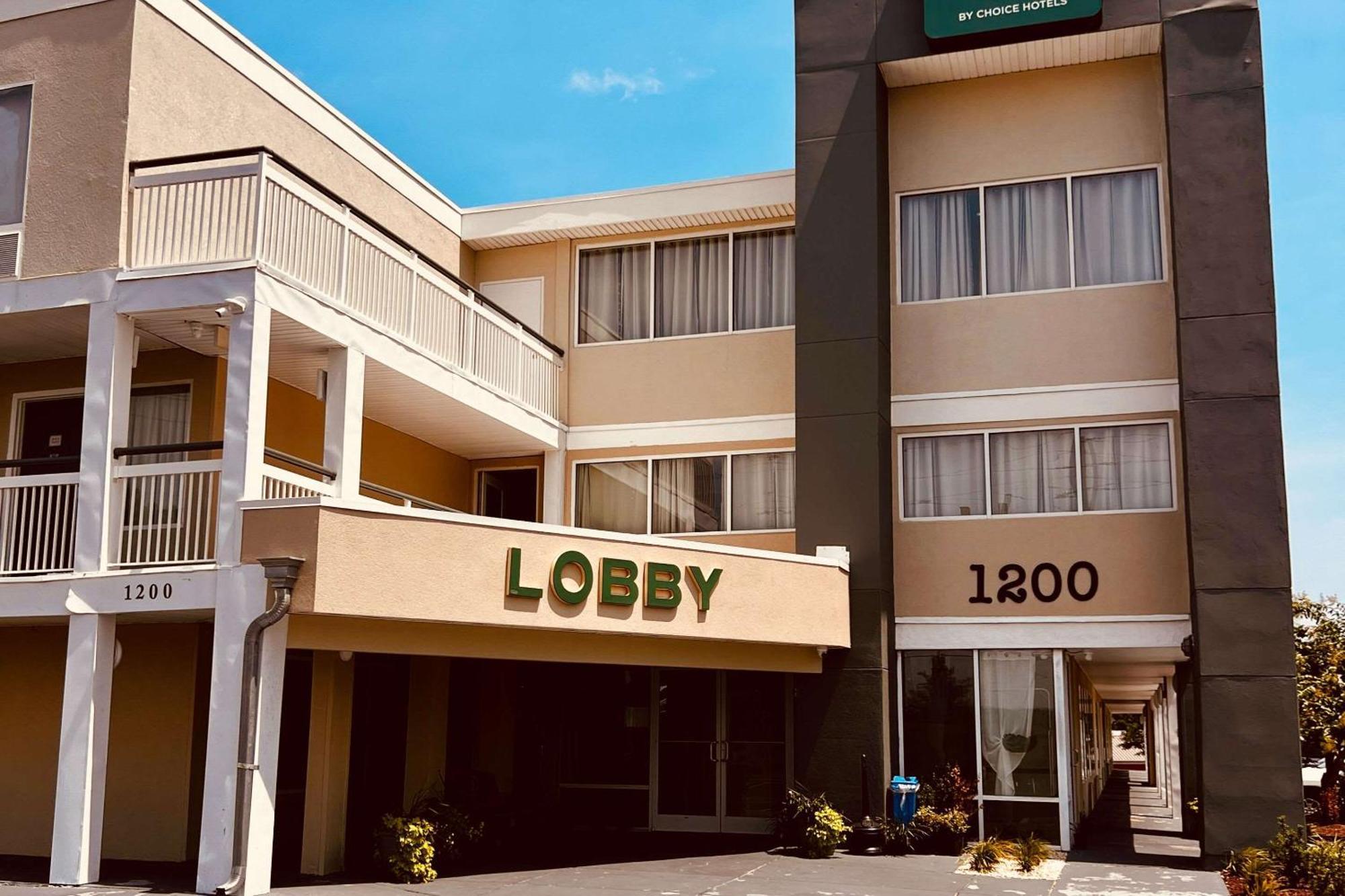 Quality Inn Rocky Mount Ngoại thất bức ảnh