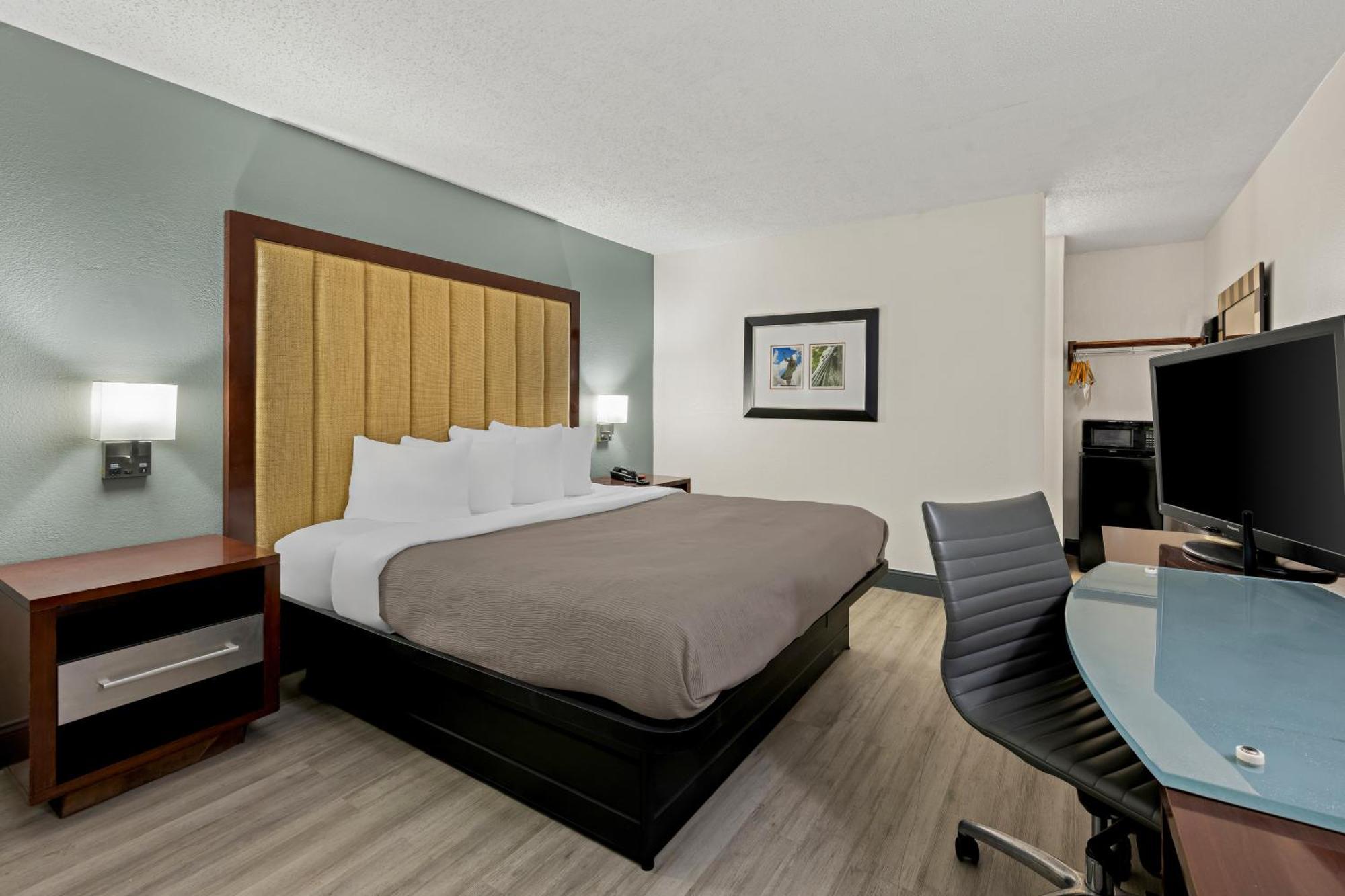 Quality Inn Rocky Mount Ngoại thất bức ảnh