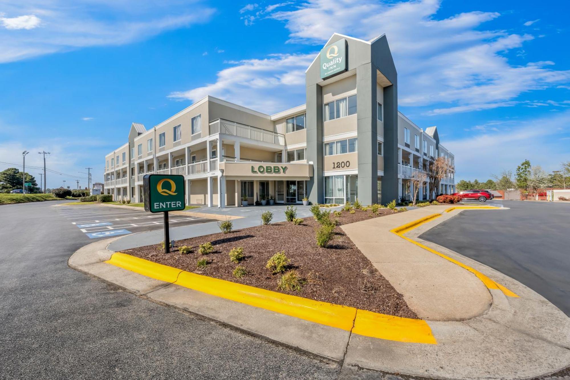 Quality Inn Rocky Mount Ngoại thất bức ảnh